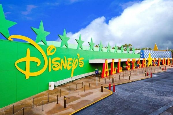 Disney World All Star Sports front entrance and Bus Stop 600