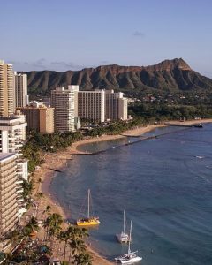 View of the Coast of Honolulu to the City with the Leahi Mountain in the background 400