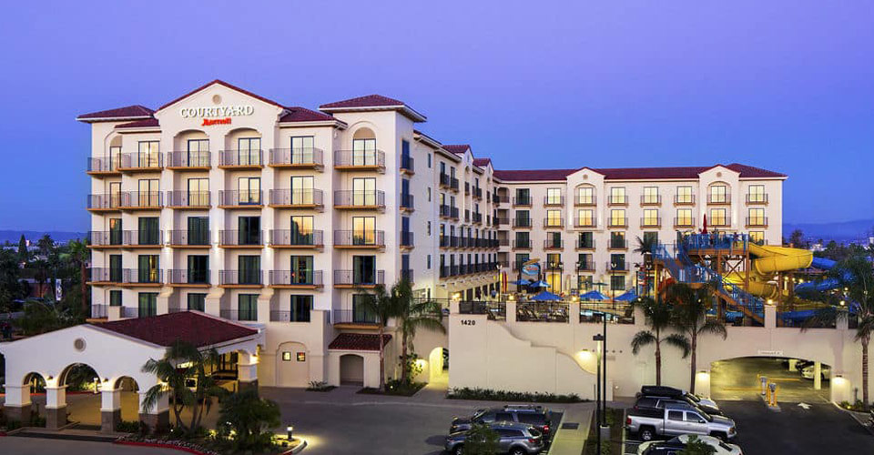 View of the Courtyard by Marriott in Anaheim CA near the Disneyland Theme Park Entrance 960
