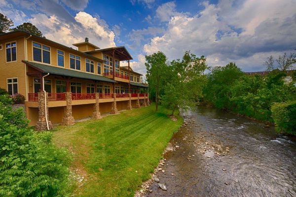 River View at the back of the Condos at the Riverstone Resort and Spa in Pigeon Forge 600