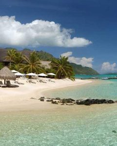 5 Star Beach at Hilton on Moorea Island Frech Polynesia 400